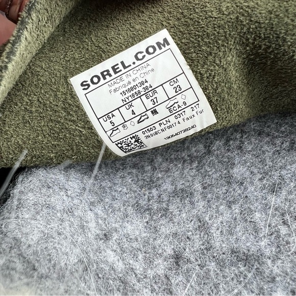 Sorel Joan of Arc Waterproof Winter‎ Snow Boots with Lining and Fur Detail - Picture 14 of 14